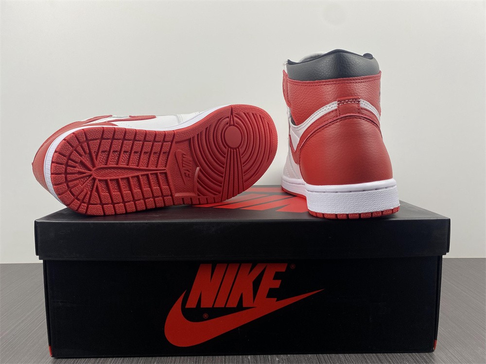 Jordan 1 Retro High OG Heritage  555088-161
