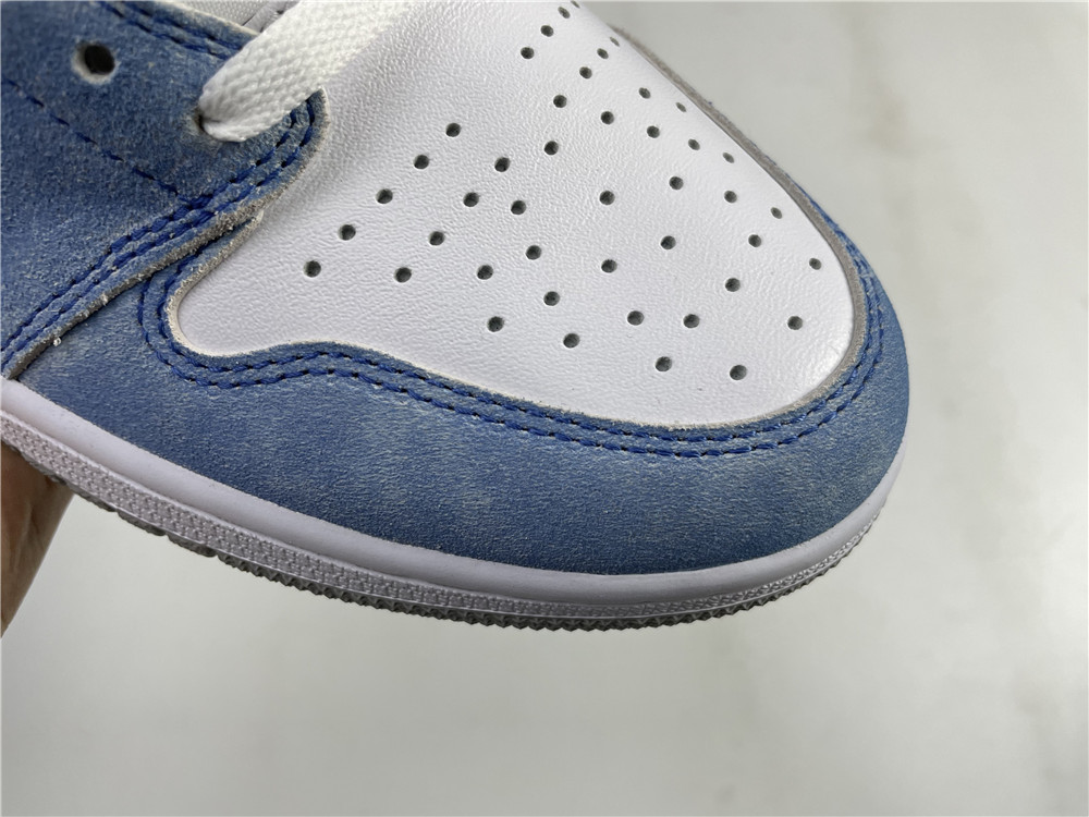 Jordan 1 Retro High Hyper Royal Smoke Grey  555088-402