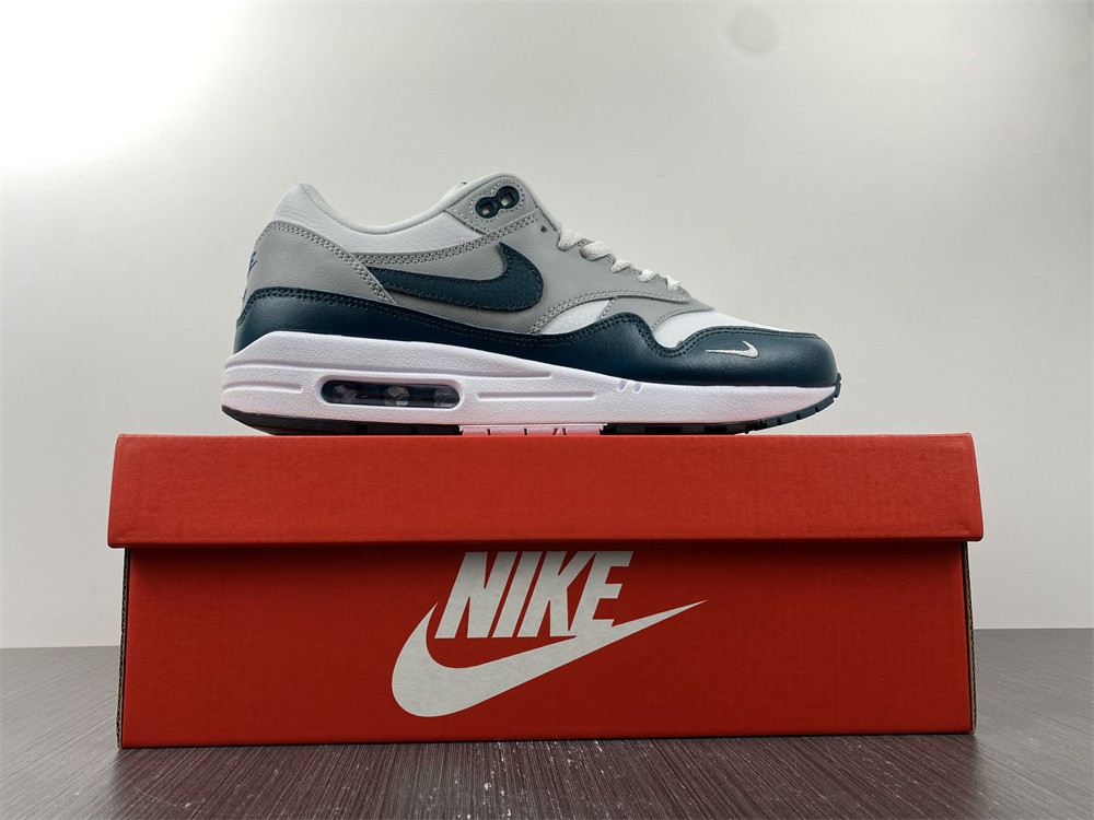 Nike Air Max  DH4059-101