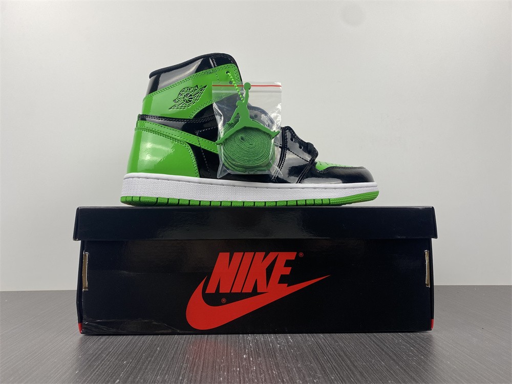 Jordan 1 Retro High Pine Green Black 555088-030