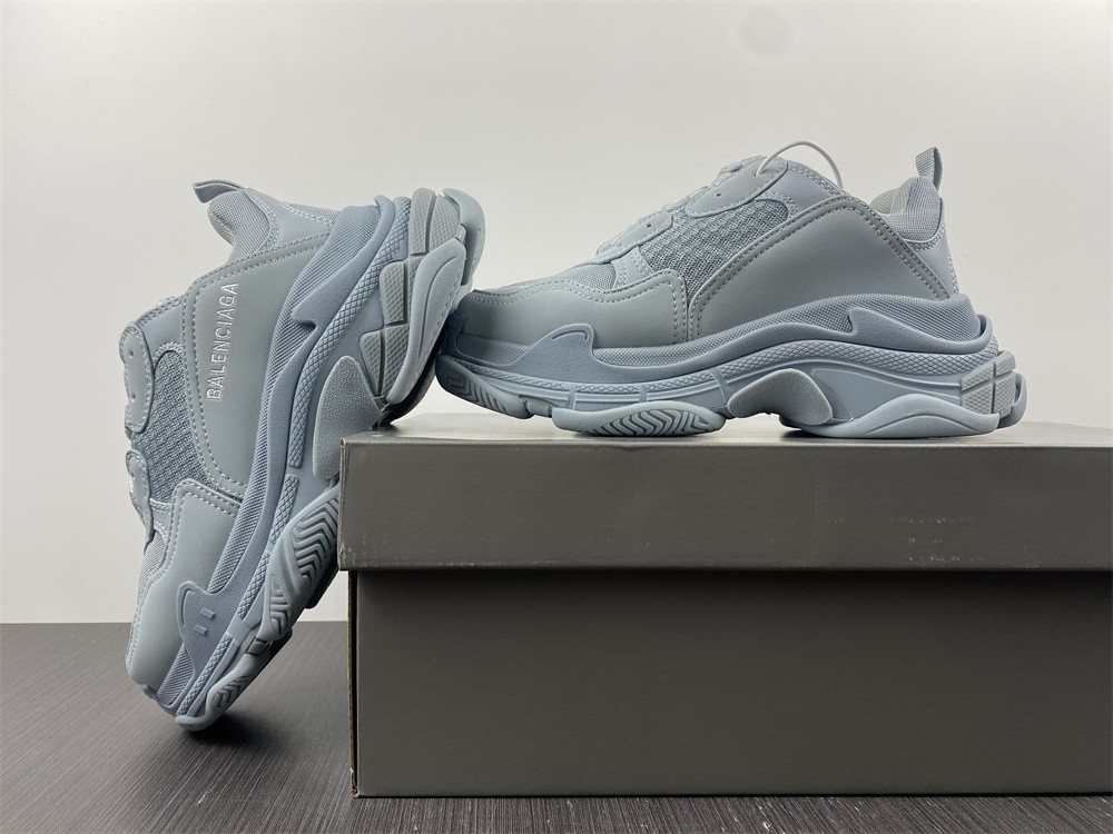 Blncig Triple S Pale Blue  524039W2FW14700