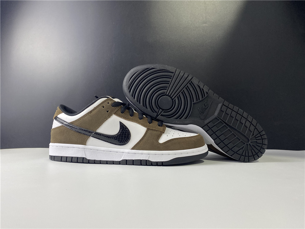 Nike SB Dunk Low White Black Trail End Brown  304292-102