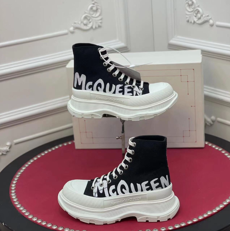 Alxndr McQN sneakers