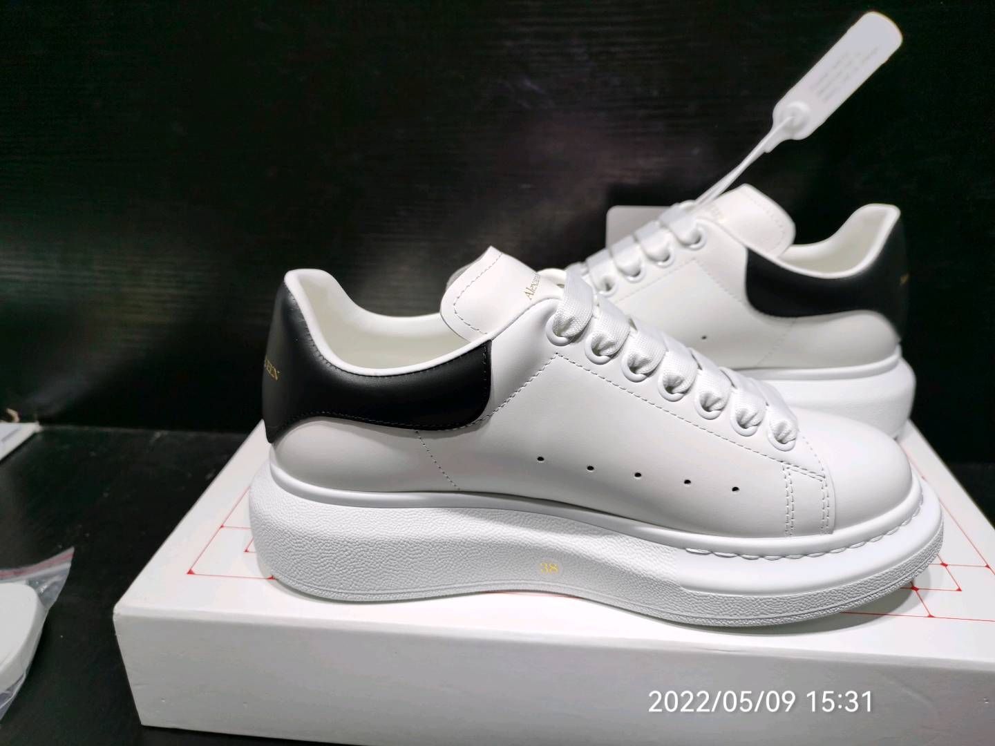 Alxndr McQN Oversized Ivory Black 553680 WHGP 59061