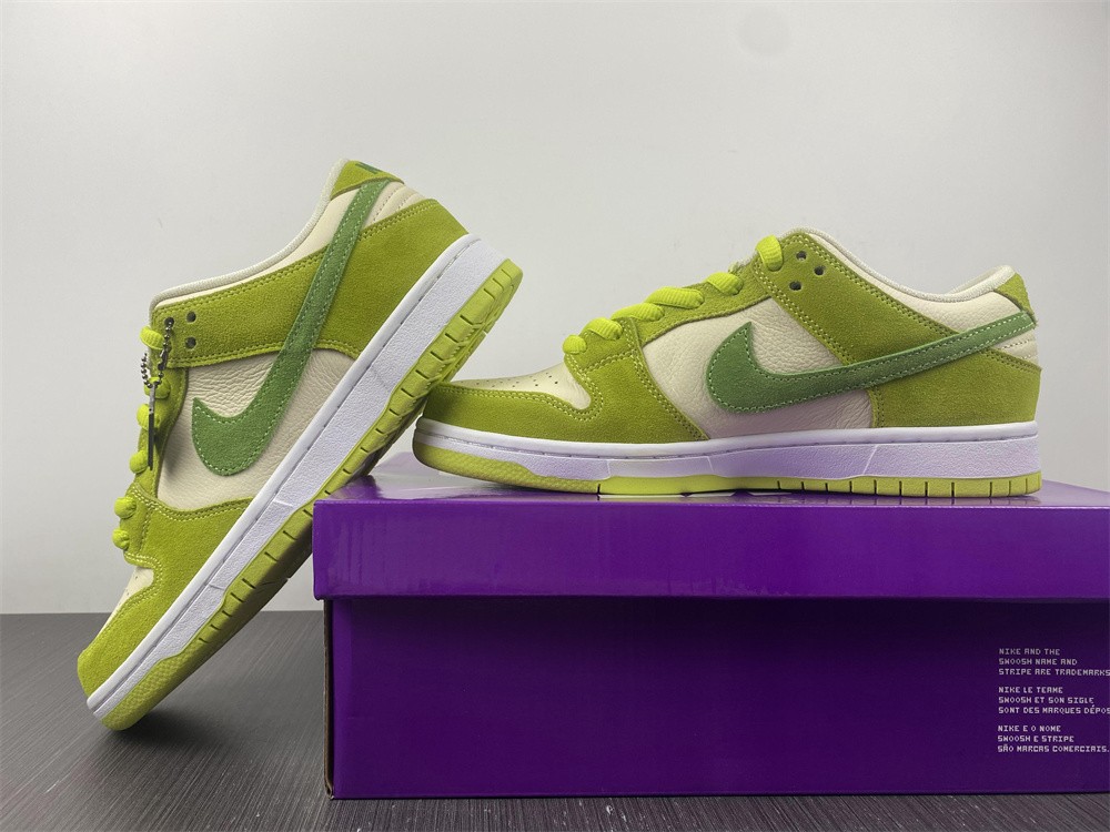 Nike SB Dunk Low Green Apple  DM0807-300