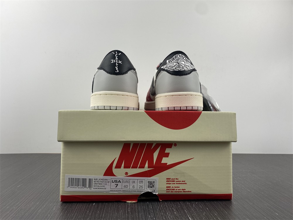 Jordan 1 Low Travis Scott