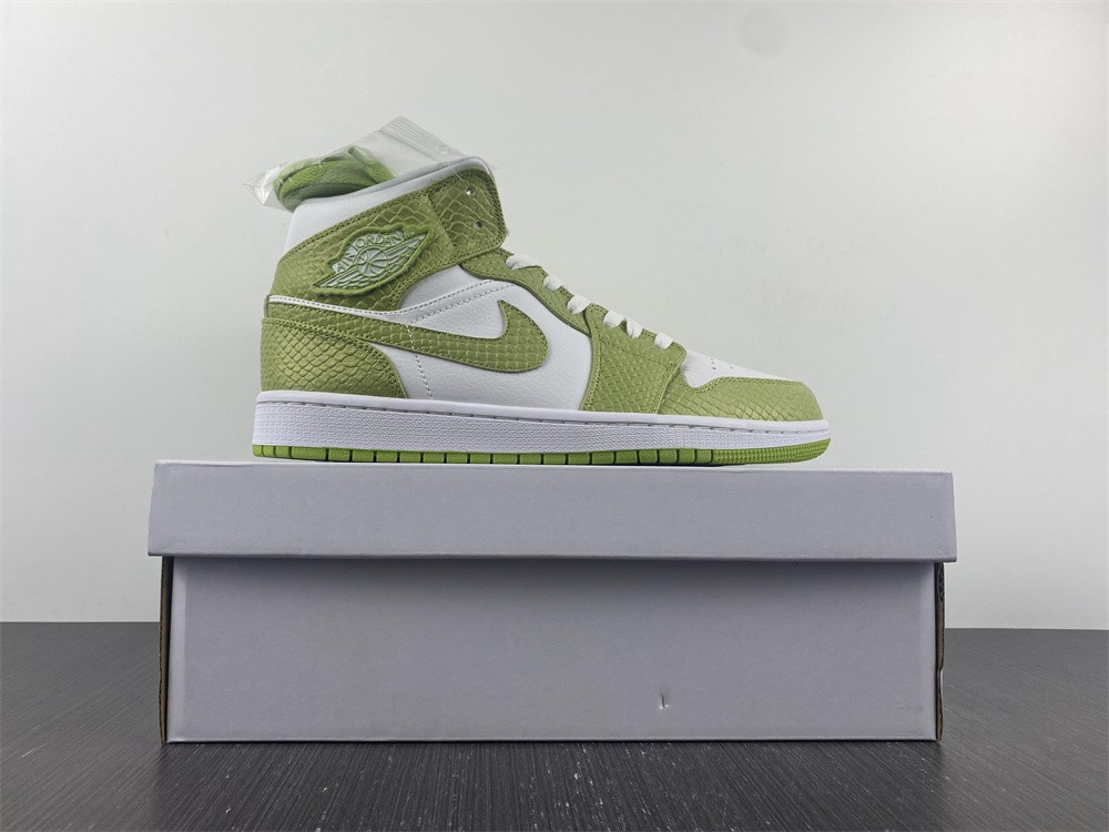 Jordan 1 Mid Green Python (W)  DV2959-113