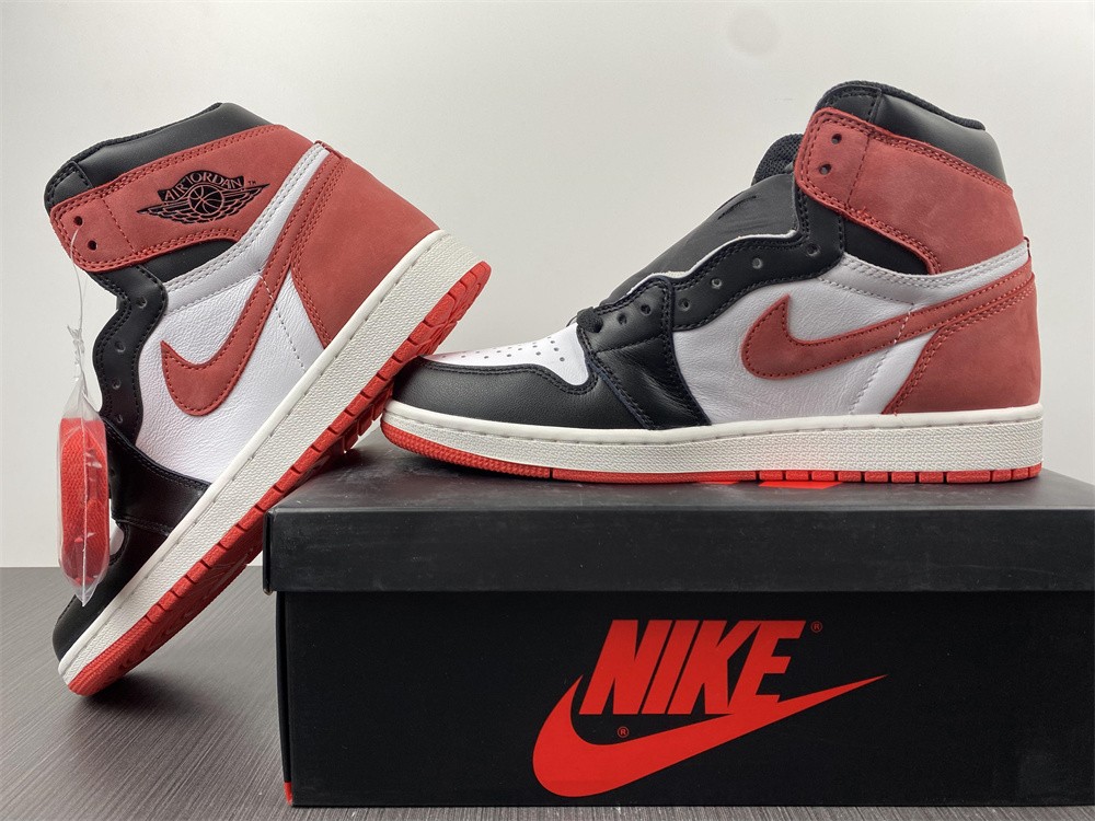 Jordan 1 Retro High Track Red  555088-112