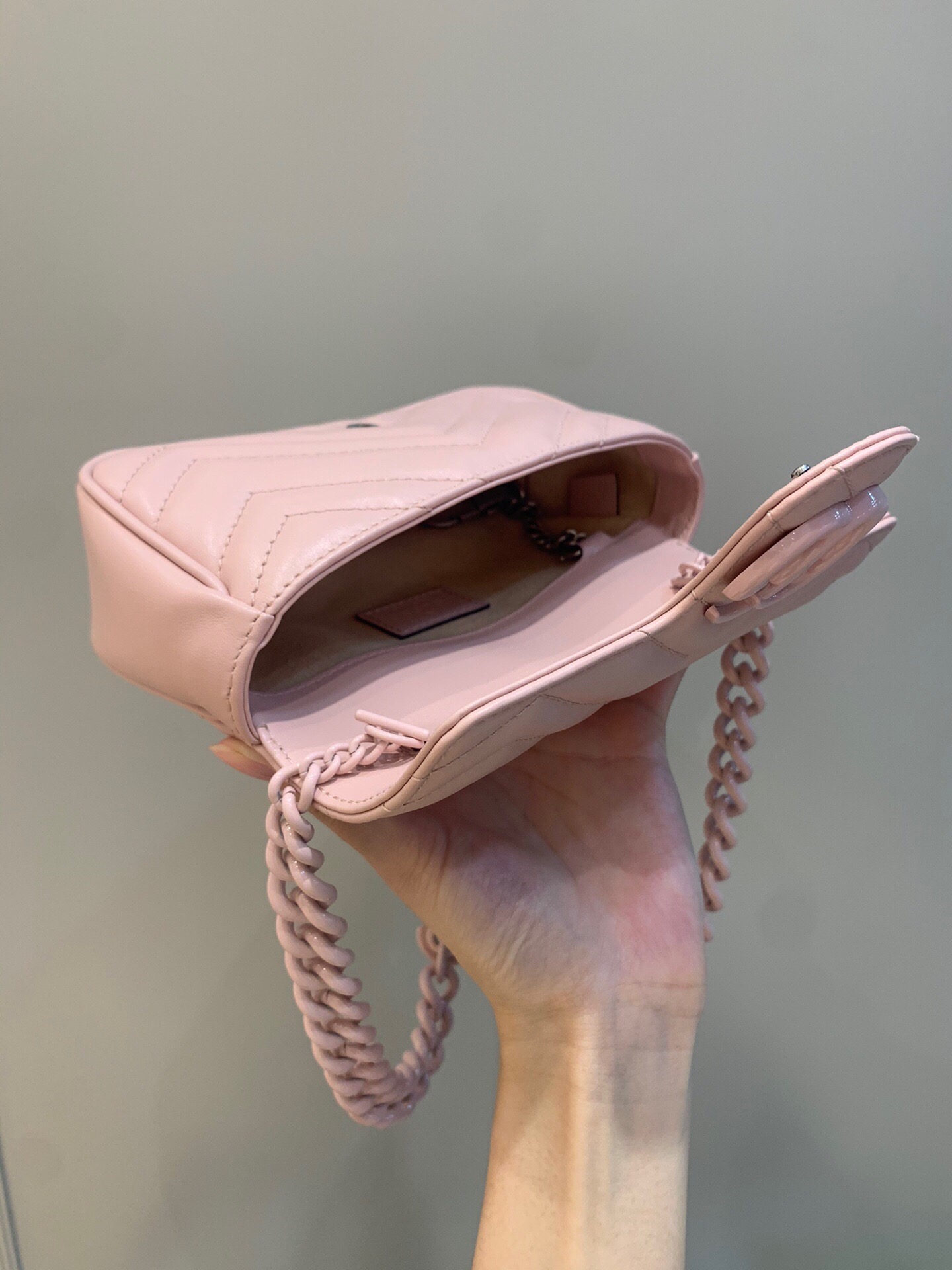 Guccii1 GG Marmont belt bag 699757