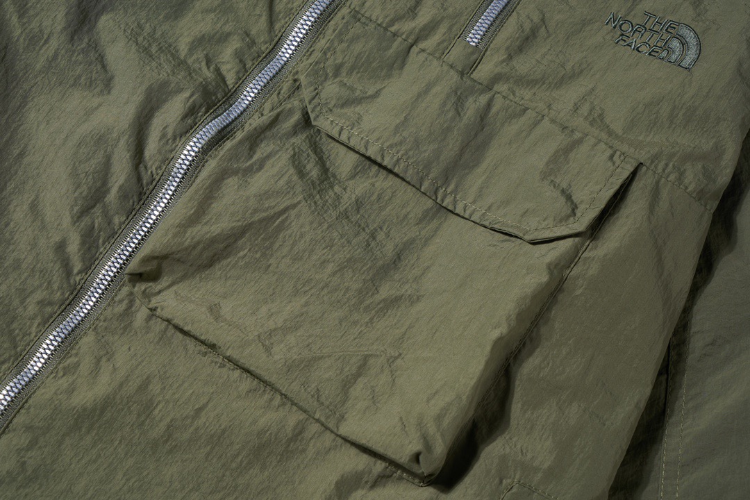 THE NORTH FACE jacket