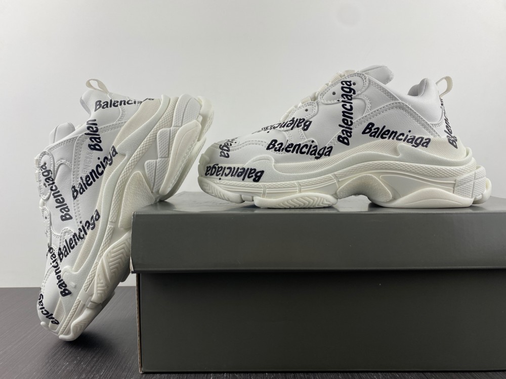 Blncig All Over Logo Triple S