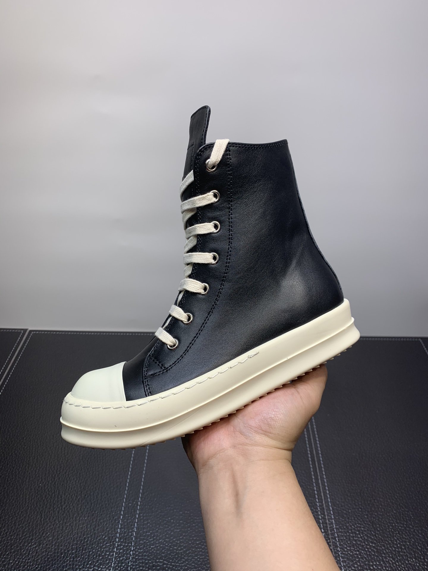 RkOwns leather