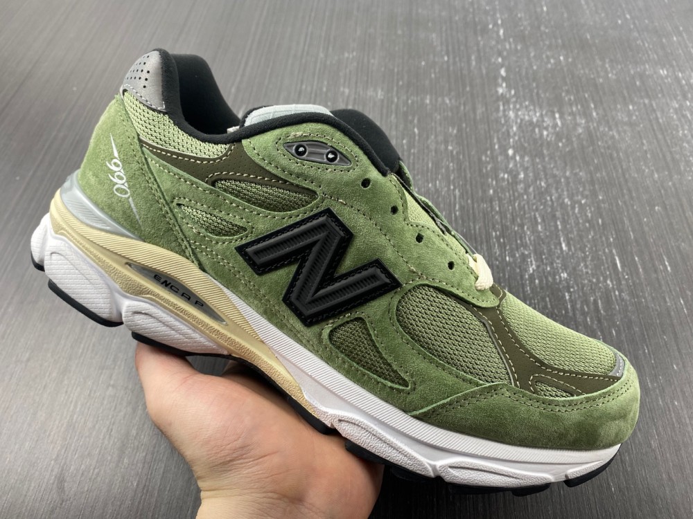 NwBlnc 990v3 JJJJound Olive M990AD3