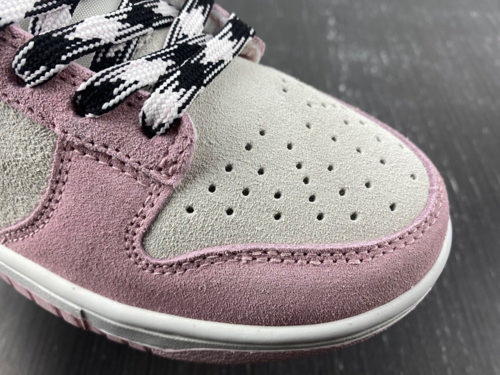 Dunk Low White Pink DV3054-600