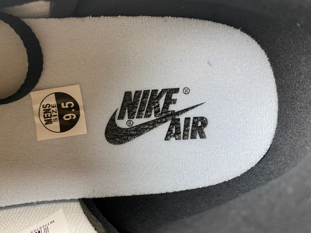 Nike Air Jordan 1 OG Low Black Toe CZ0790-106