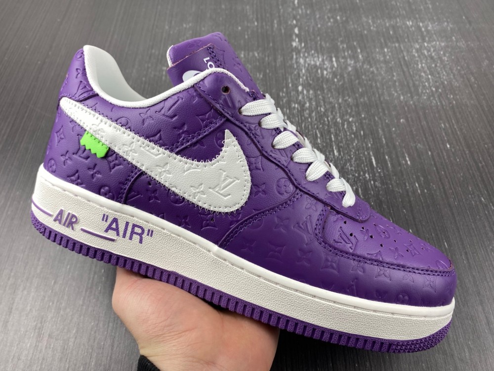 Nike Air Force 1 LsVttn purple