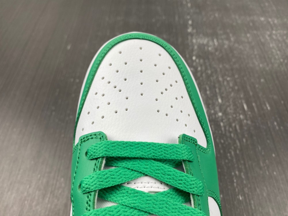 Nike Dunk Low Celtics FN3612-300
