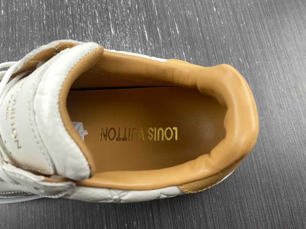 LsVttn BEVERLY HILLS