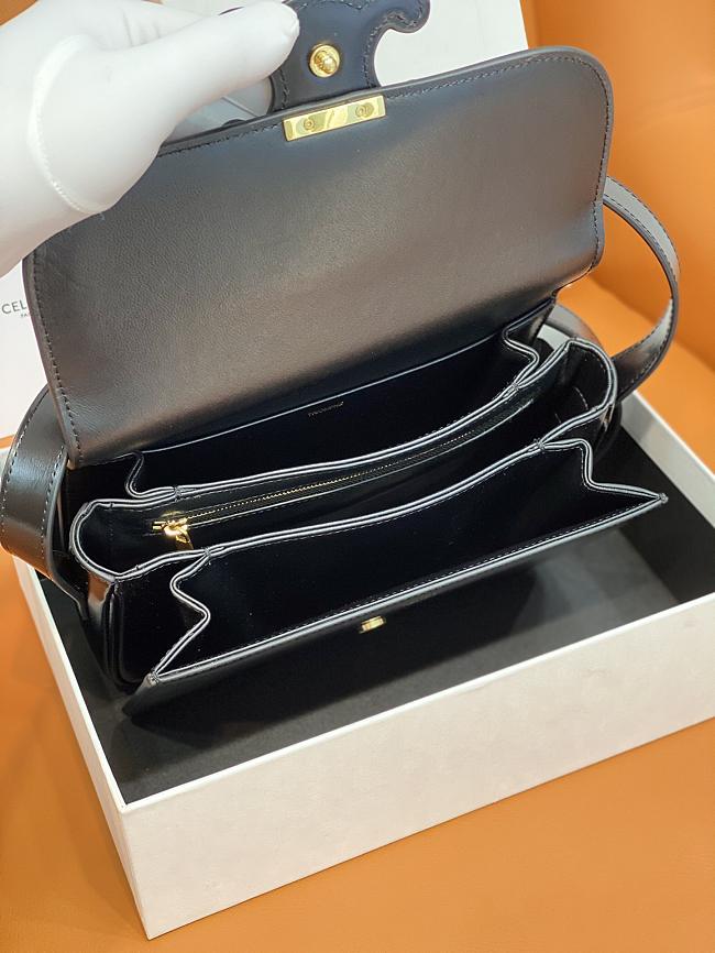 Celin Triomphe Bag Black 22cm