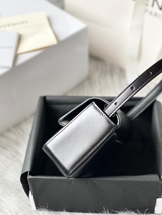 Gvnchy 4G Bag Black with Silver Hardware 17cm