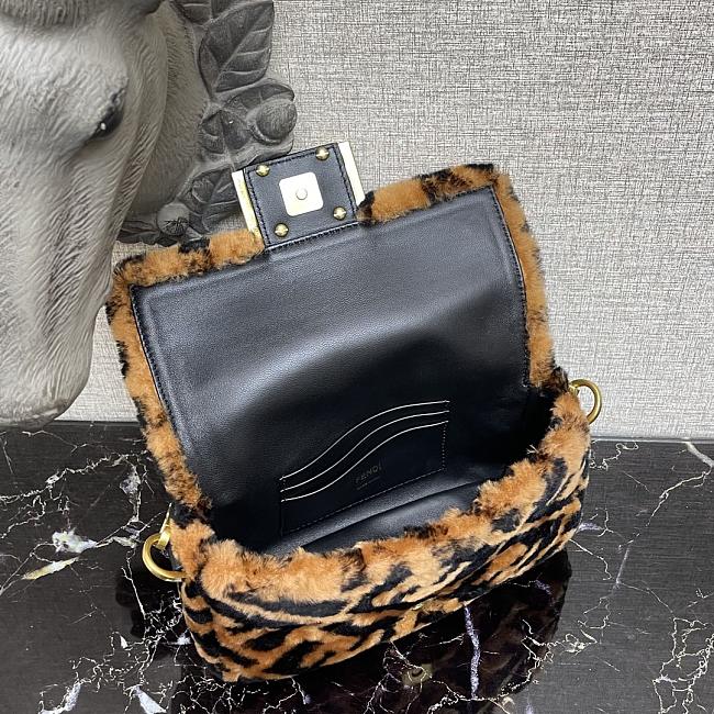 Feendi baguette bag 18cm