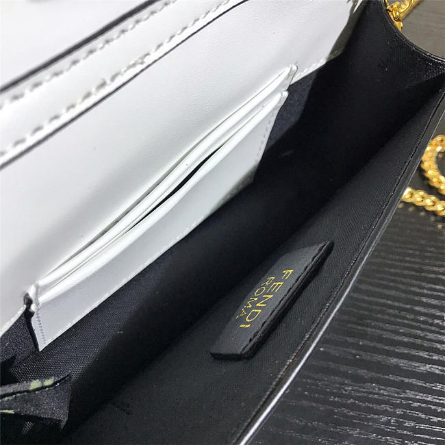 Feendi Original Calfskin Leather Pocket in White