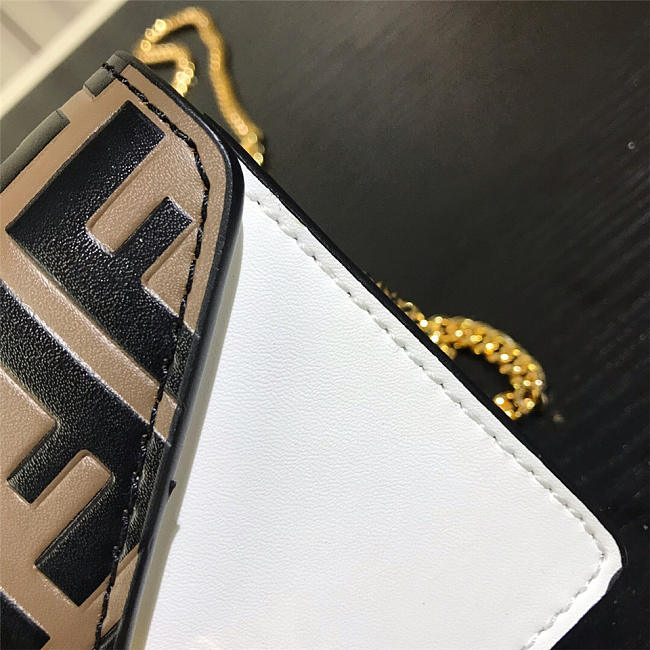 Feendi Original Calfskin Leather Pocket in White