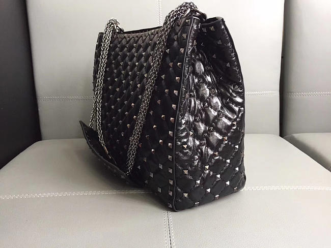 Vallentinno original lambskin spike tote bag in Black