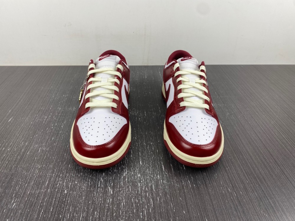Nike Dunk Low PRM Team Red J4555-100