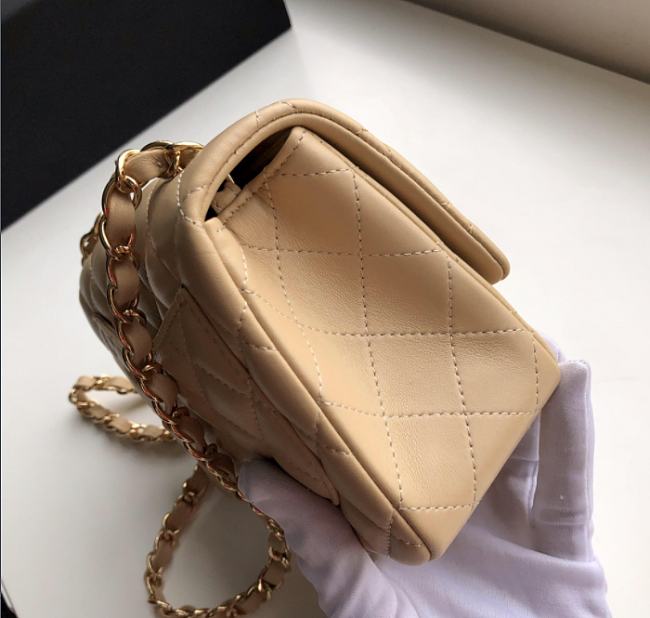 Channe1 Mini Flap Bag Nude 17cm