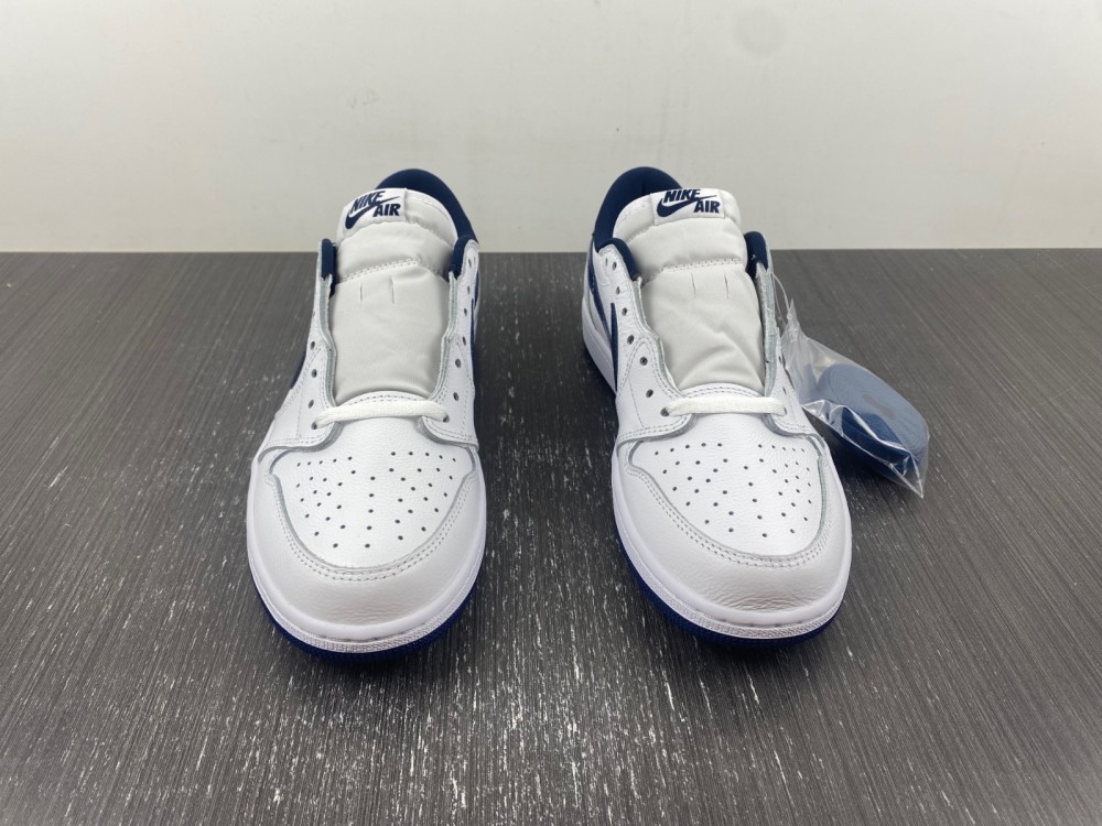 Nike Air Jordan 1 Low Retro OG Midnight Navy 705329-106