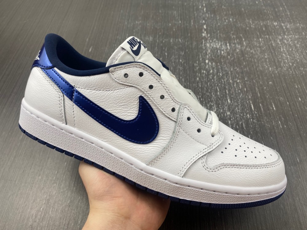 Nike Air Jordan 1 Low Retro OG Midnight Navy 705329-106