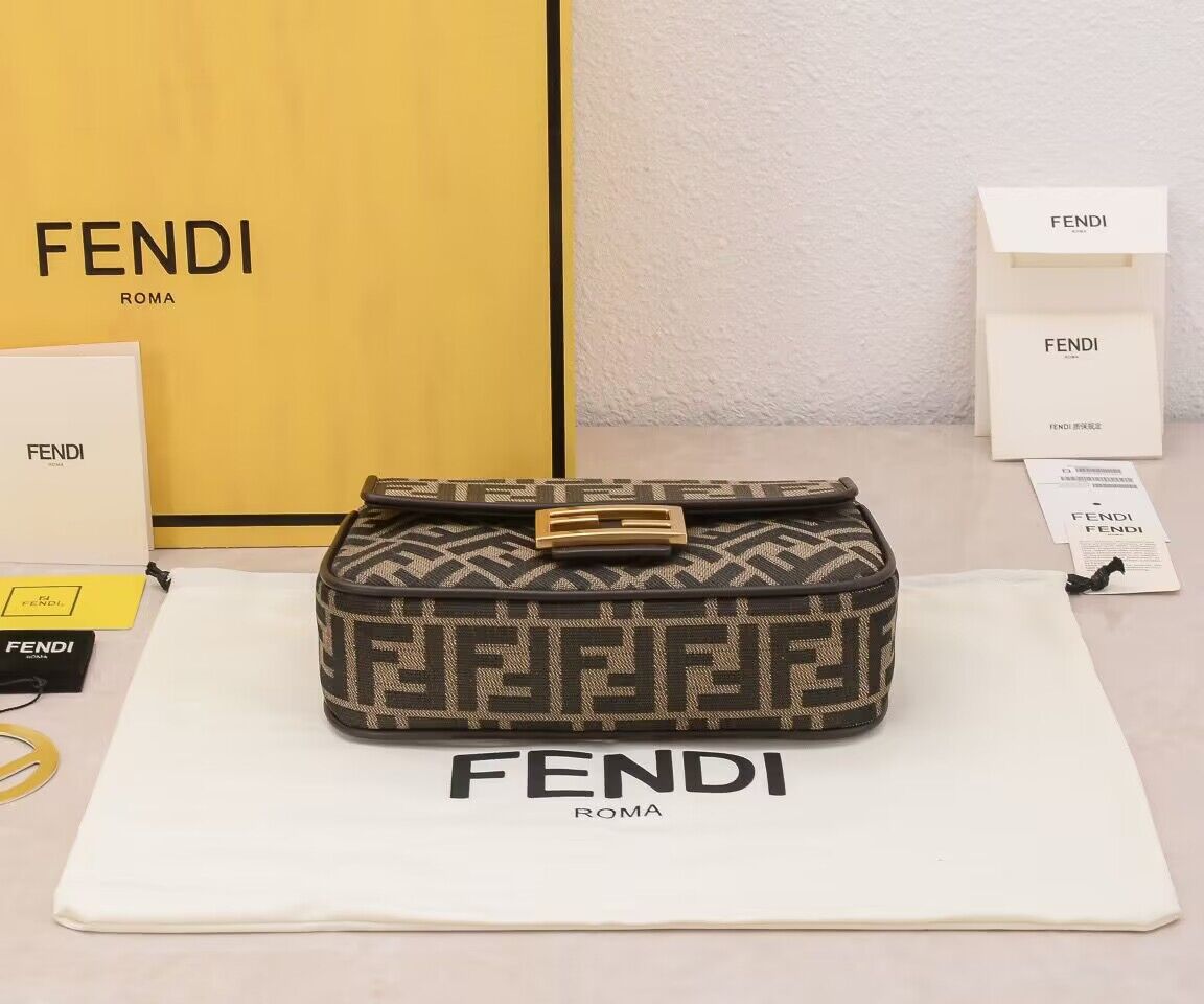 Feendi Baguette Chain Midi