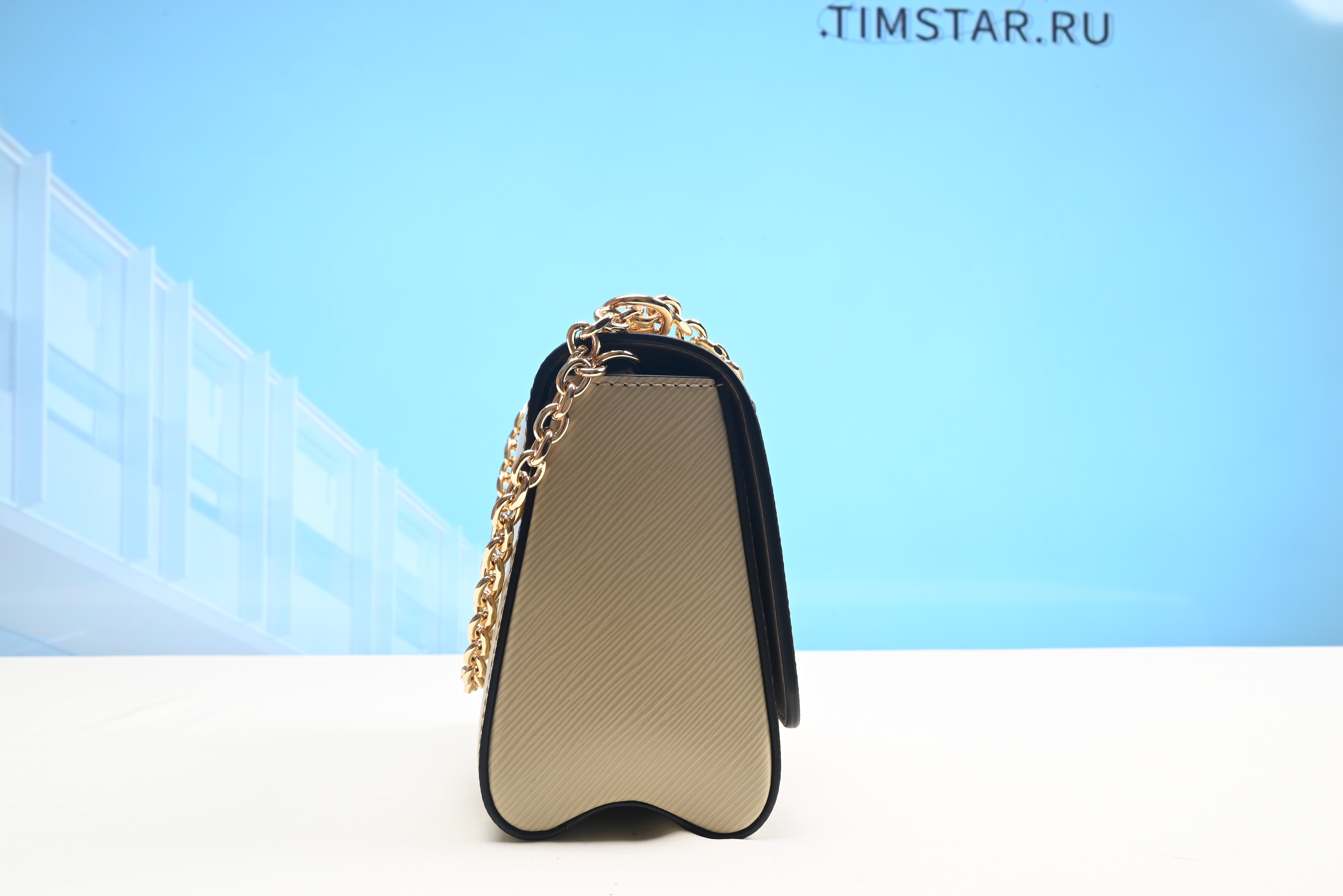 LsVttn Twist MM M53597