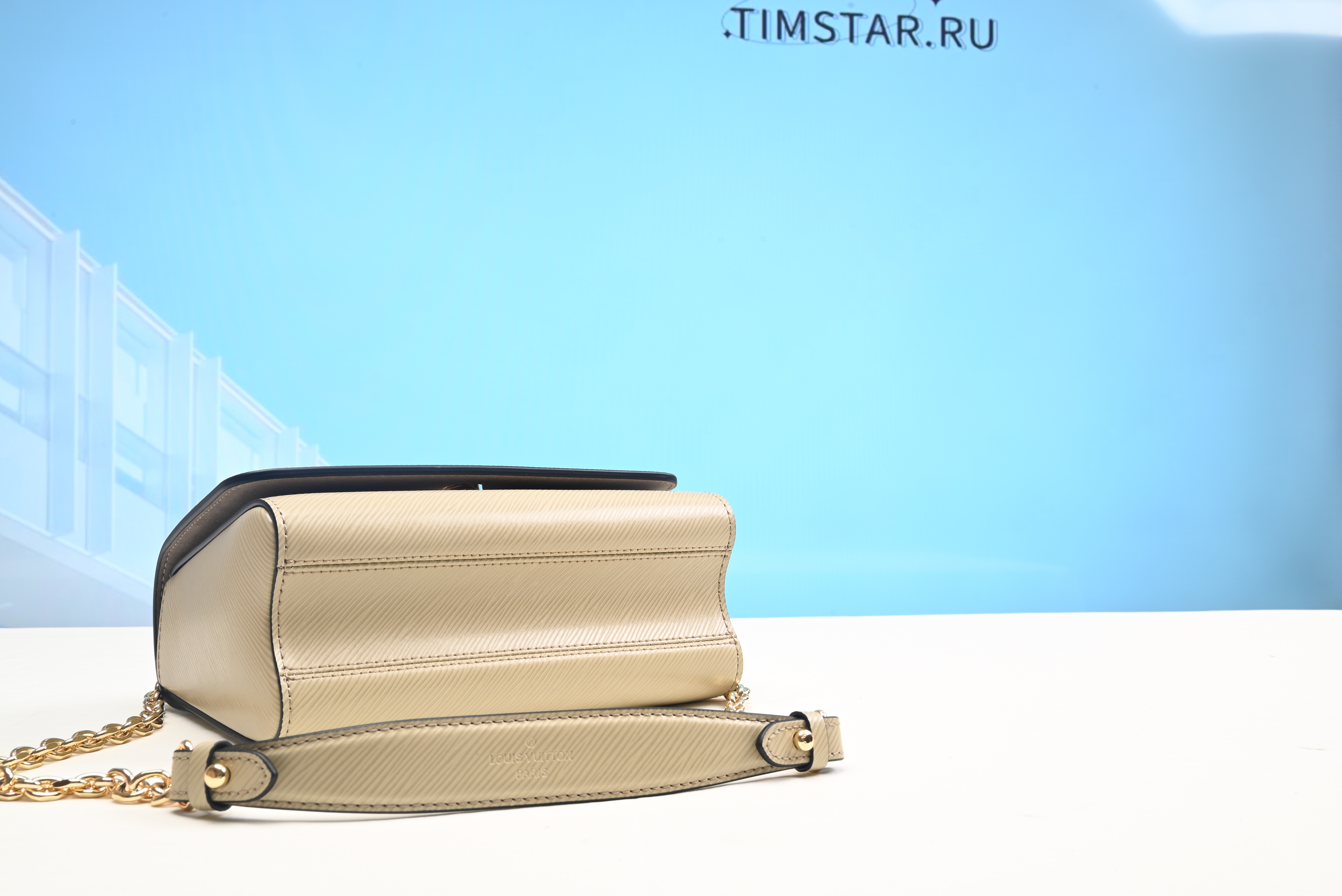 LsVttn Twist MM M53597