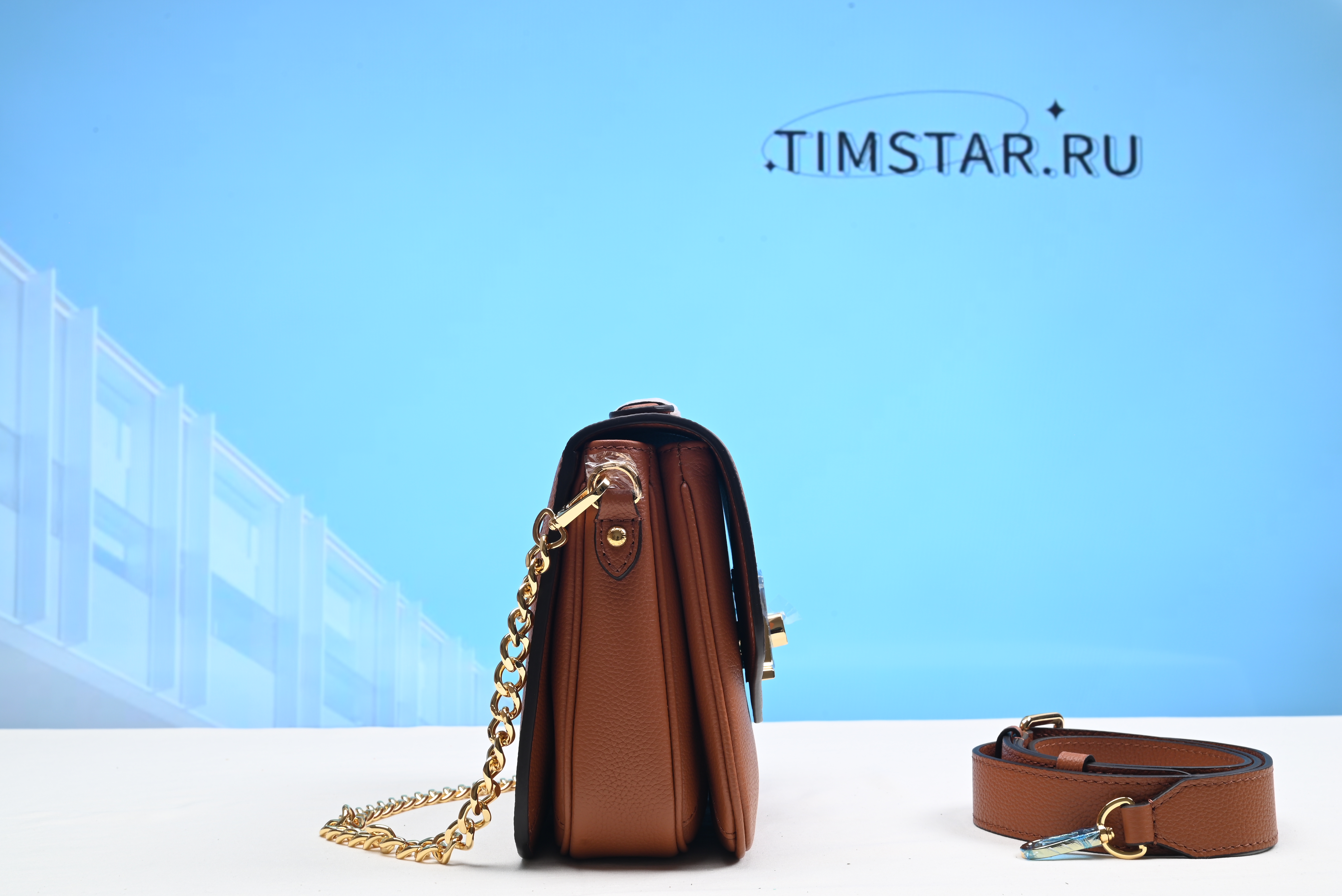 Louis Vuitton Oxford Cognac 22cm M22952