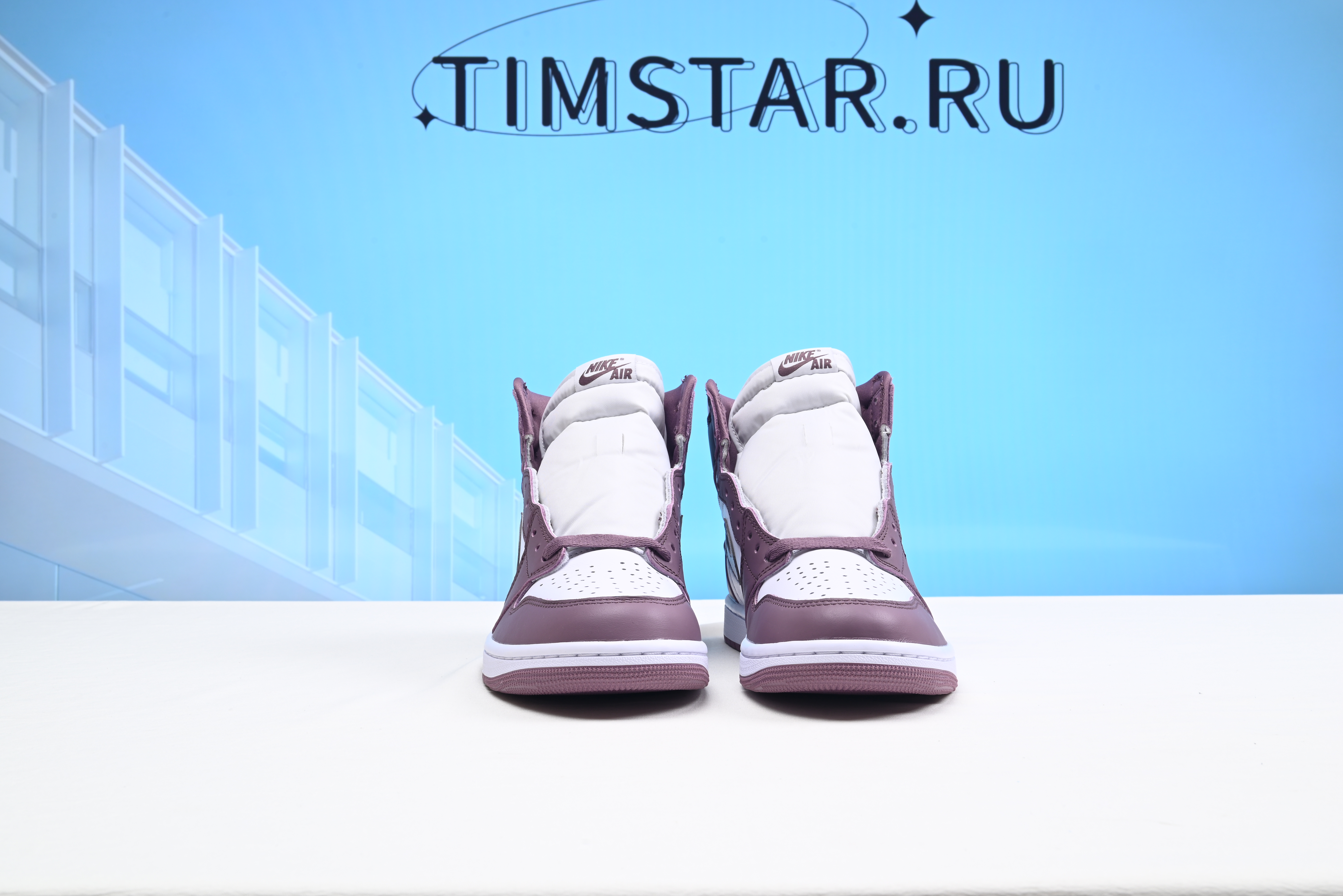 Jordan 1 Retro High OG DZ8485-105