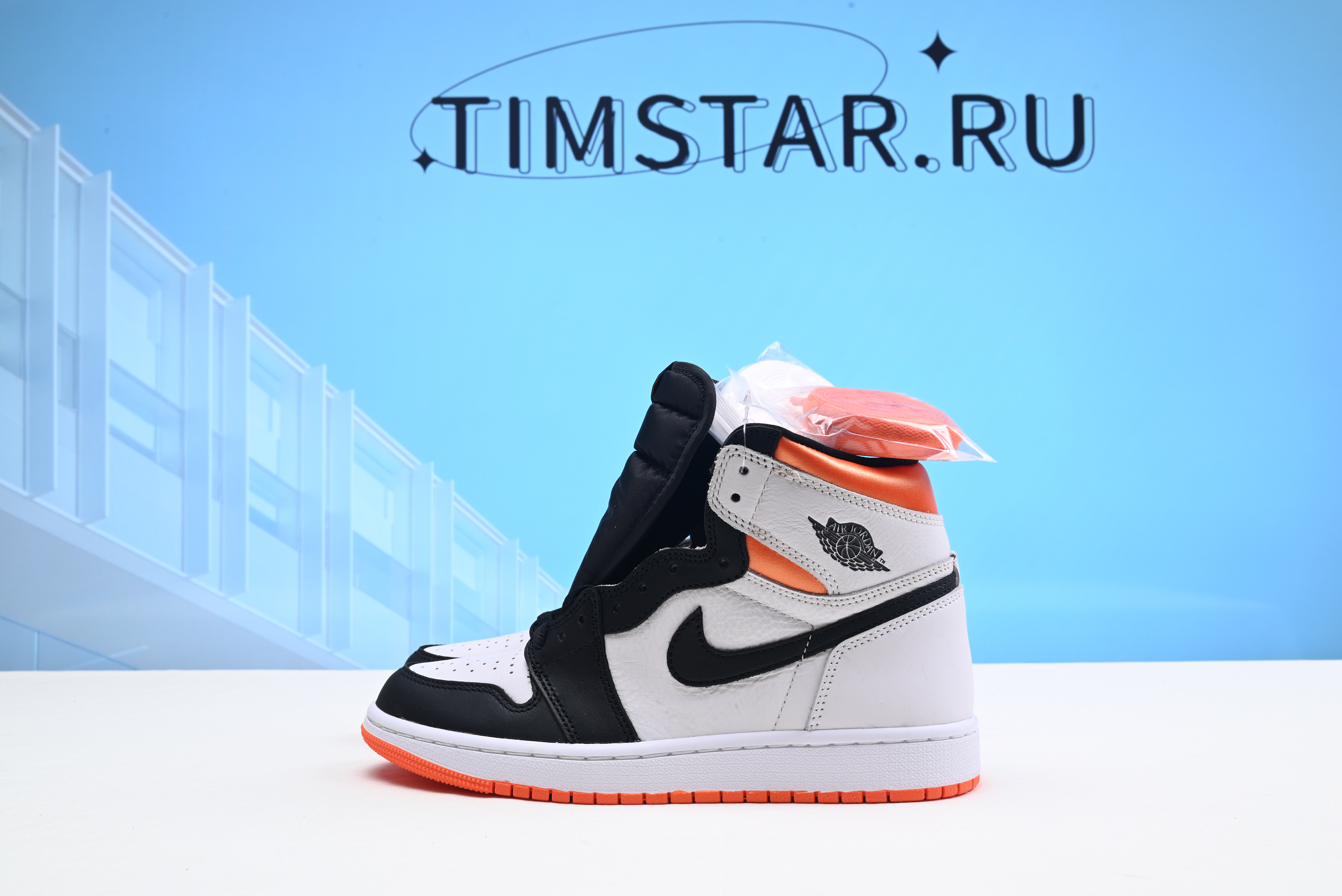 Air Jordan 1 Retro High Electro Orange 555088-180
