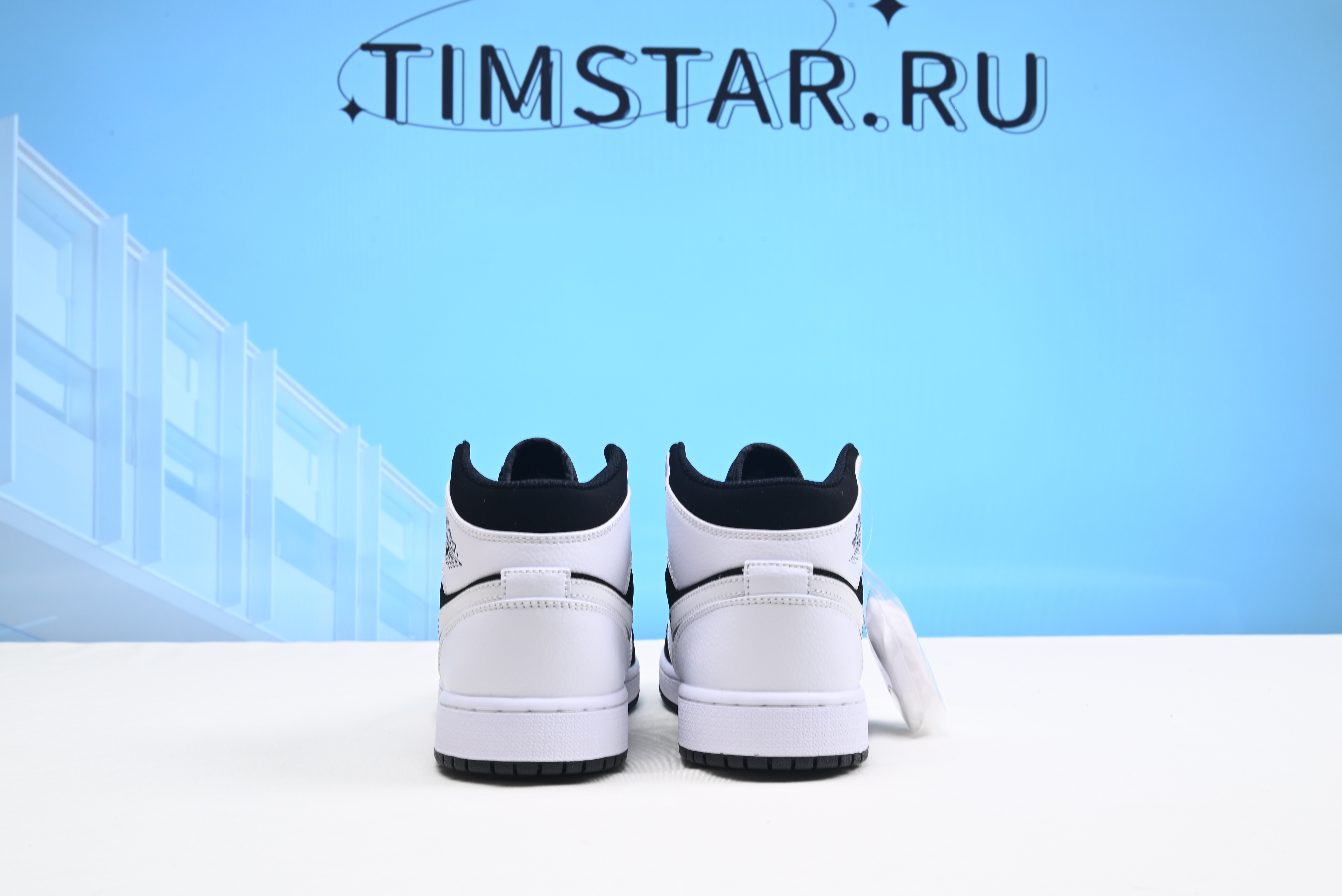 Air Jordan 1 Mid White Black 554724-113