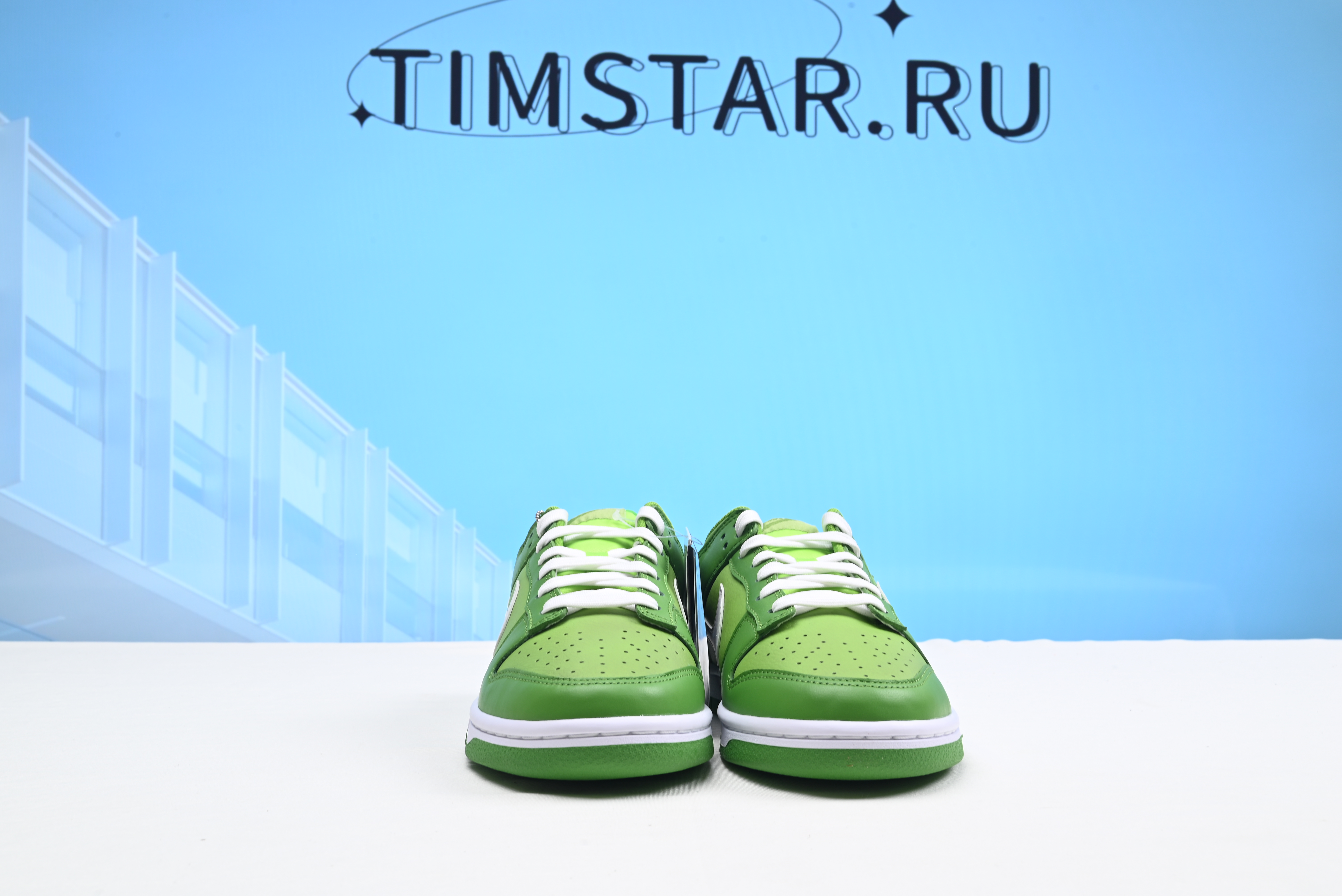 Nike Dunk Low Chlorophyll DJ6188-300