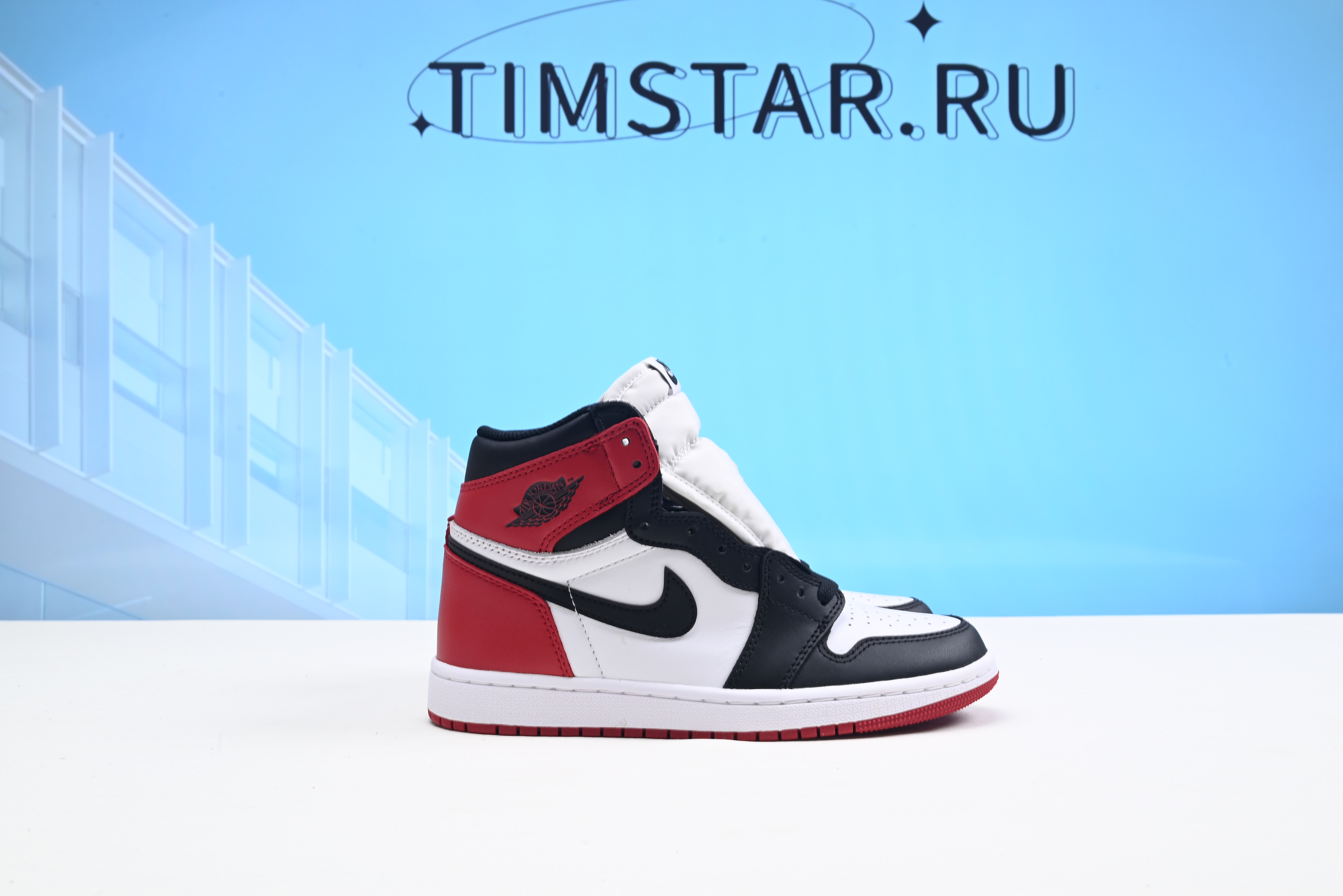 Air Jordan 1 Retro Black Toe (2016) 555088-125