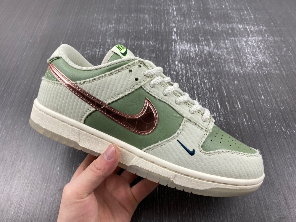 Kyler Murray x Dunk Low 
