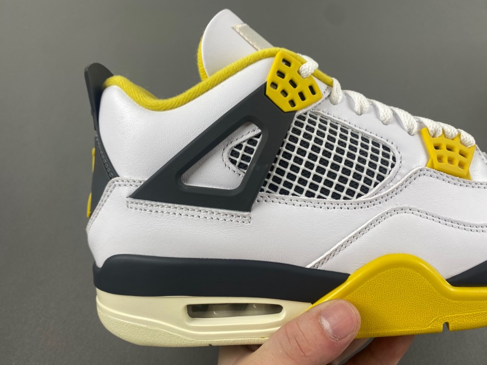 Jordan 4 Retro Vivid Sulfur AQ9129-101