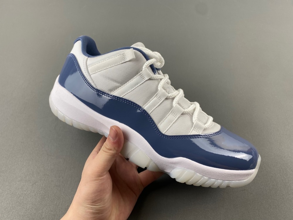 Air Jordan 11 Retro Low 