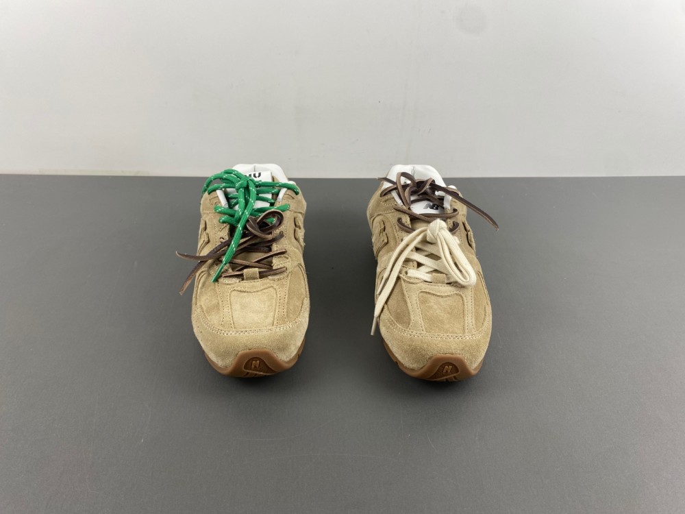 New Balance x Miu Miu 530 SL 