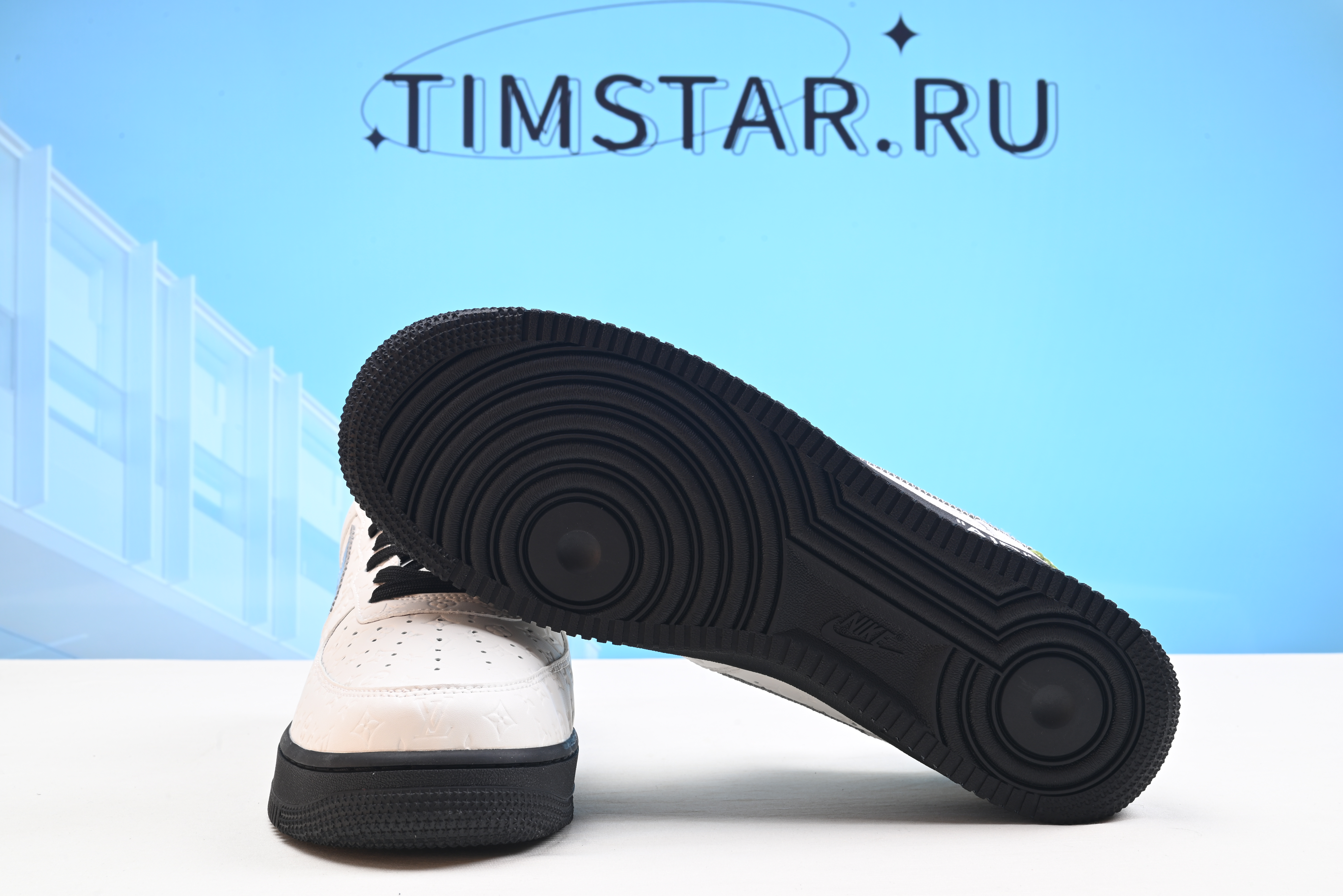 Nike Air Force 1 LsVttn white black