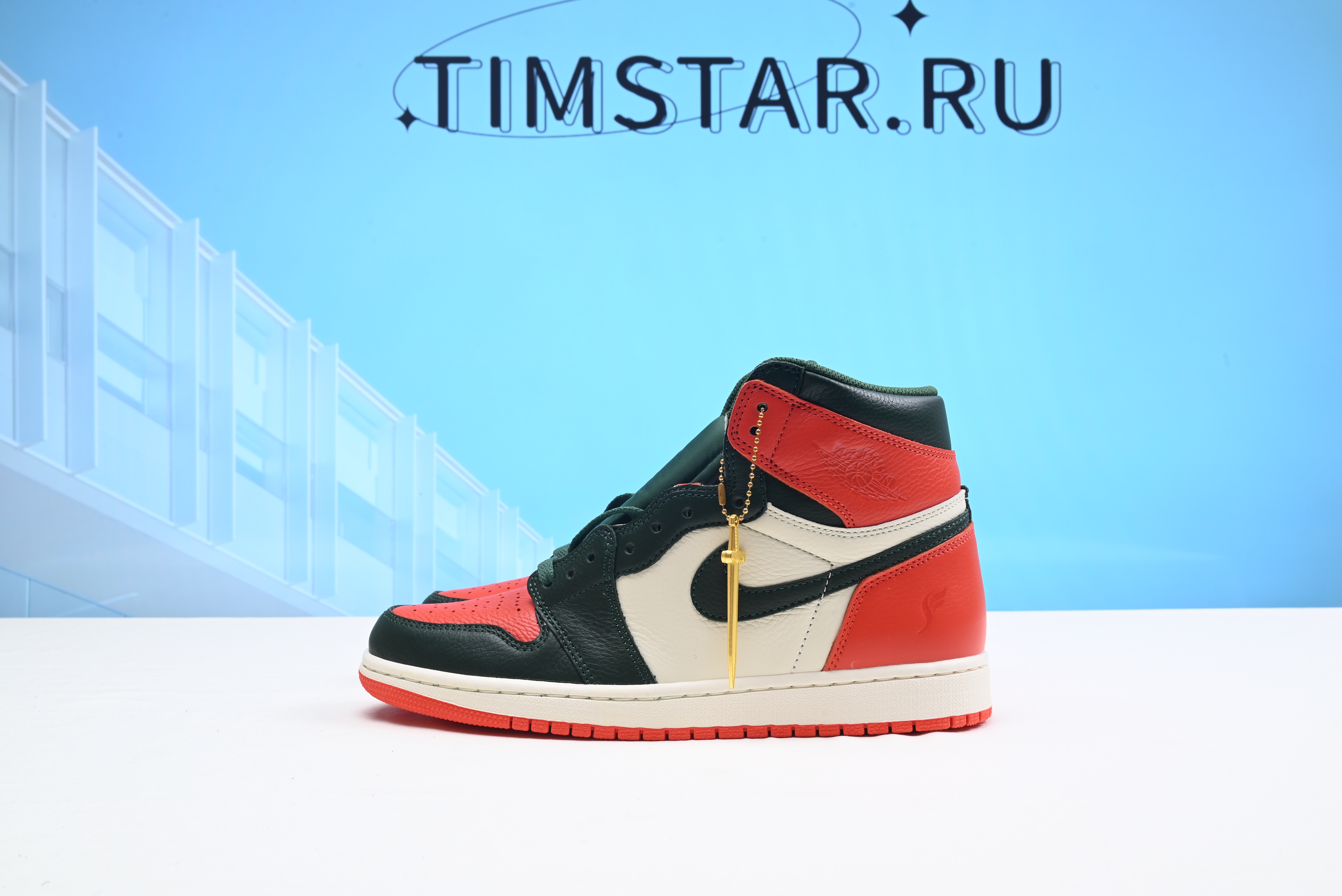 Air Jordan 1 Retro High OG Solefly AV3905-138