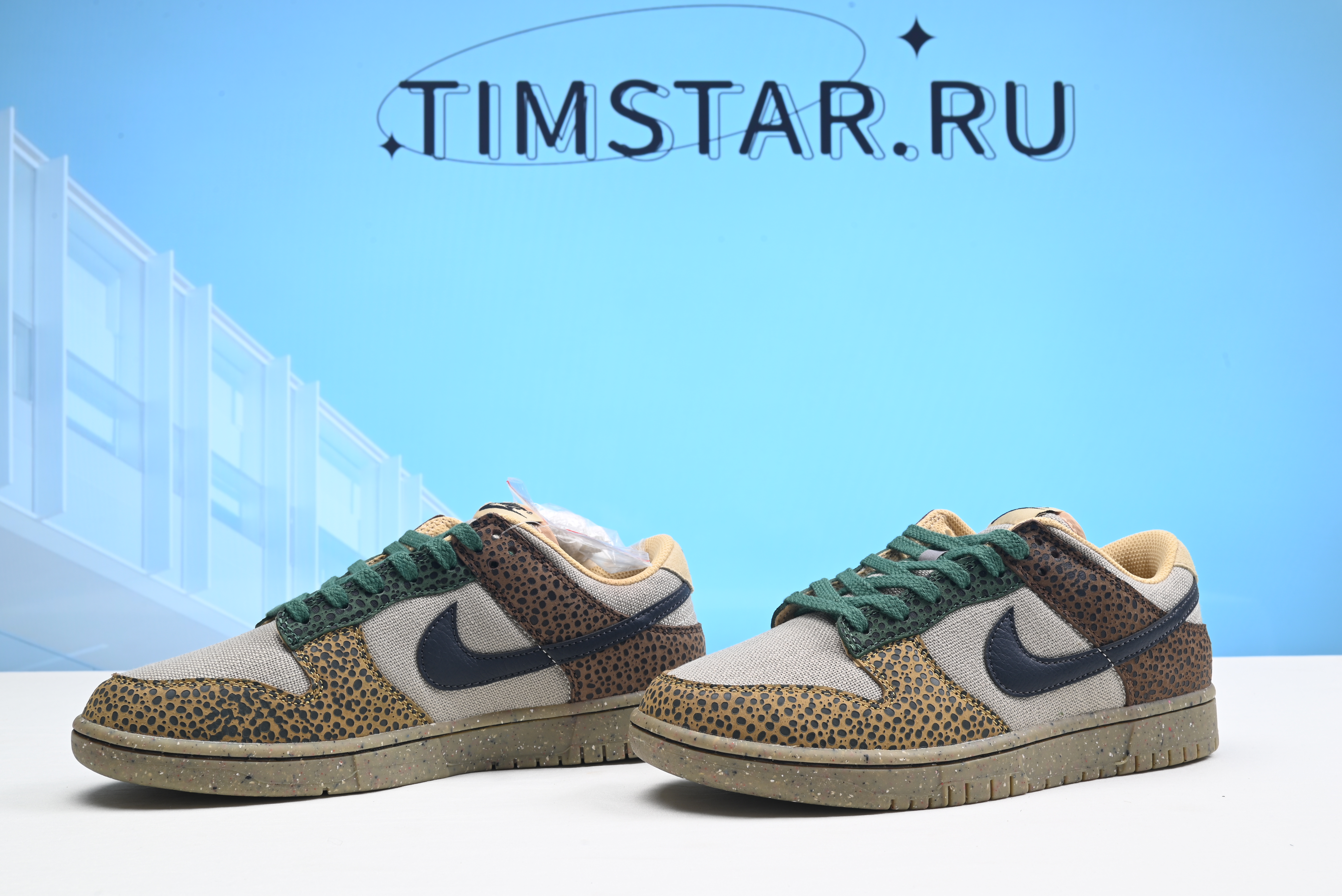 Dunk Low DX2654-200