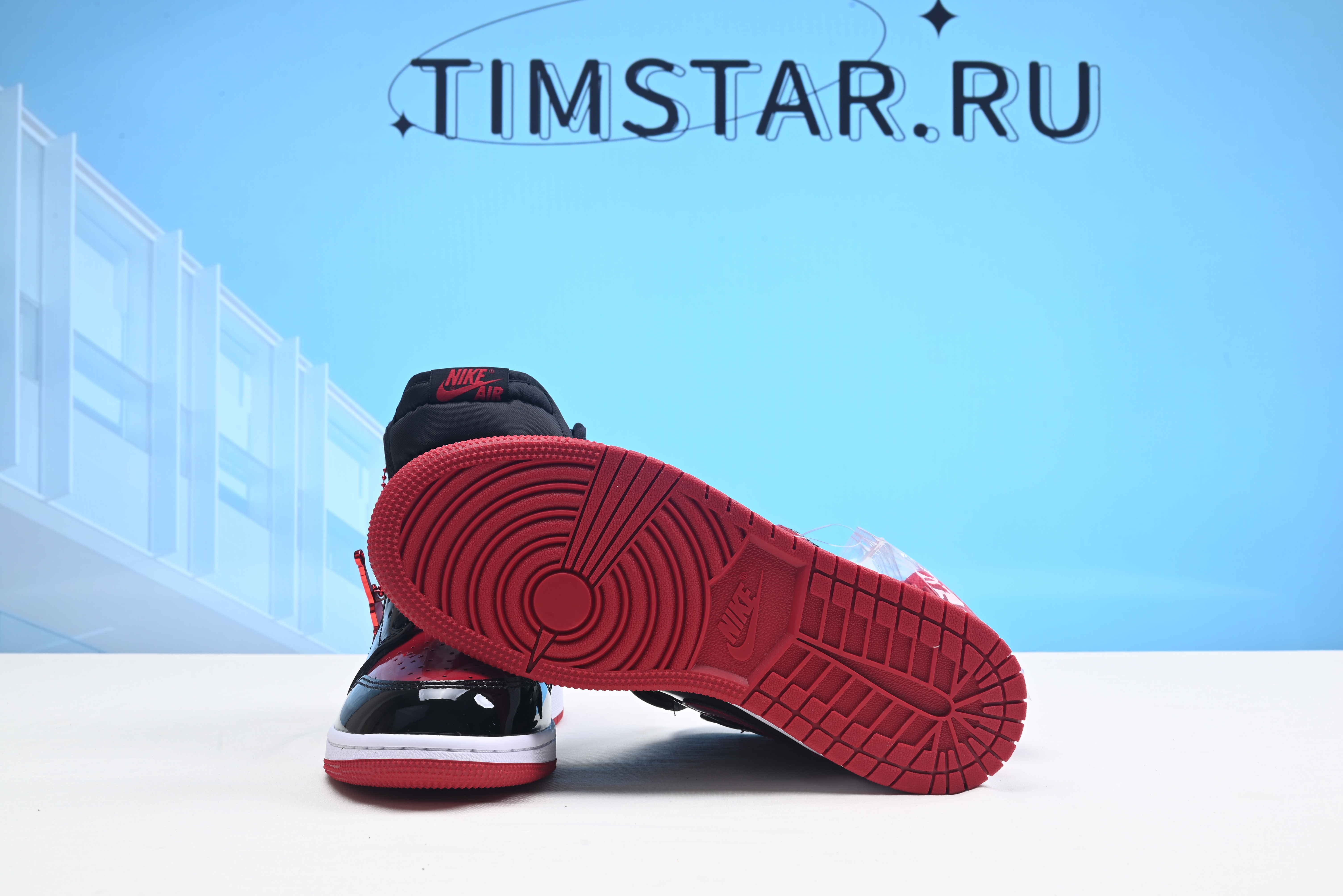 Air Jordan 1 Retro High OG Patent 