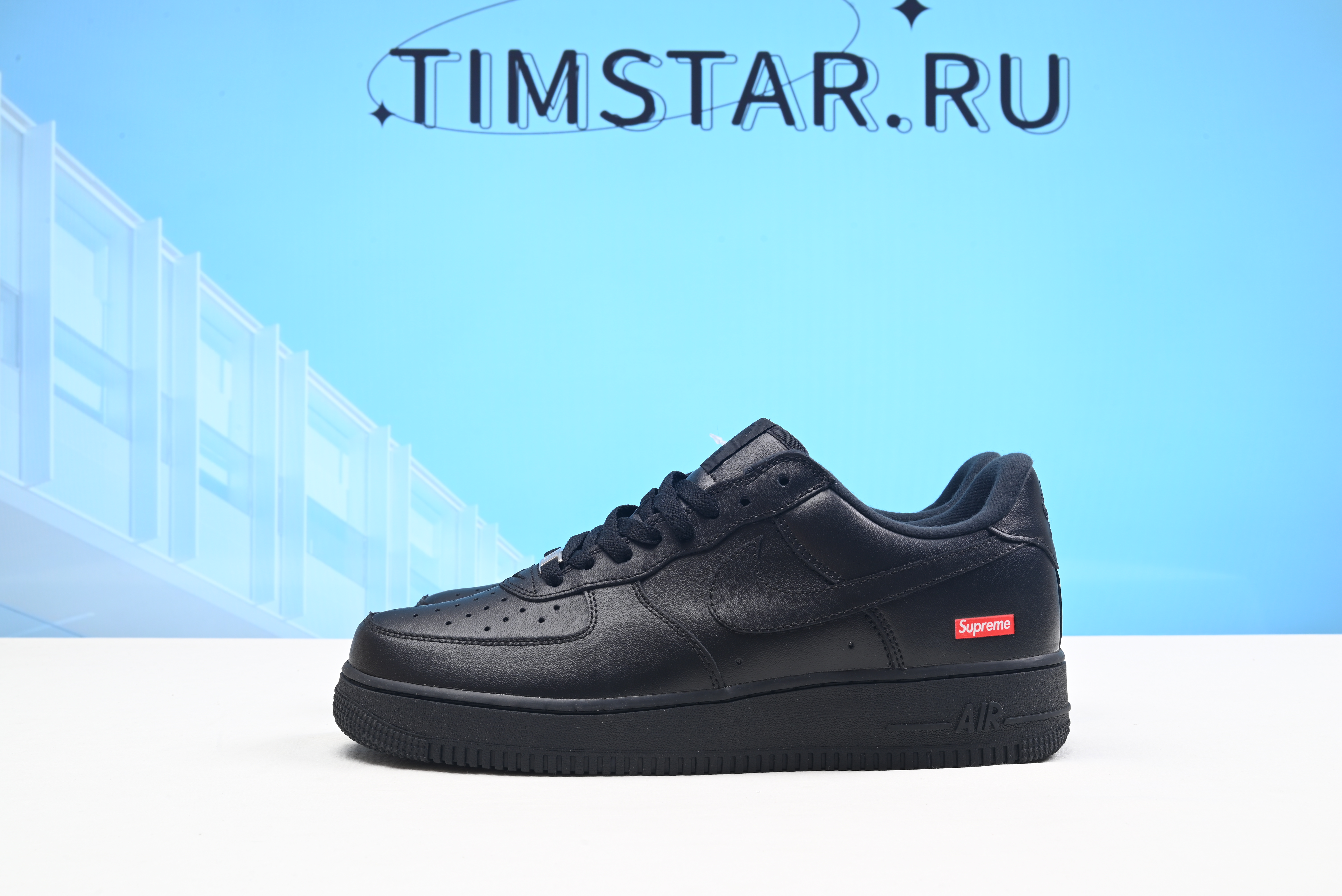 Supreme x Nike Air Force 1 Low CU9225-001